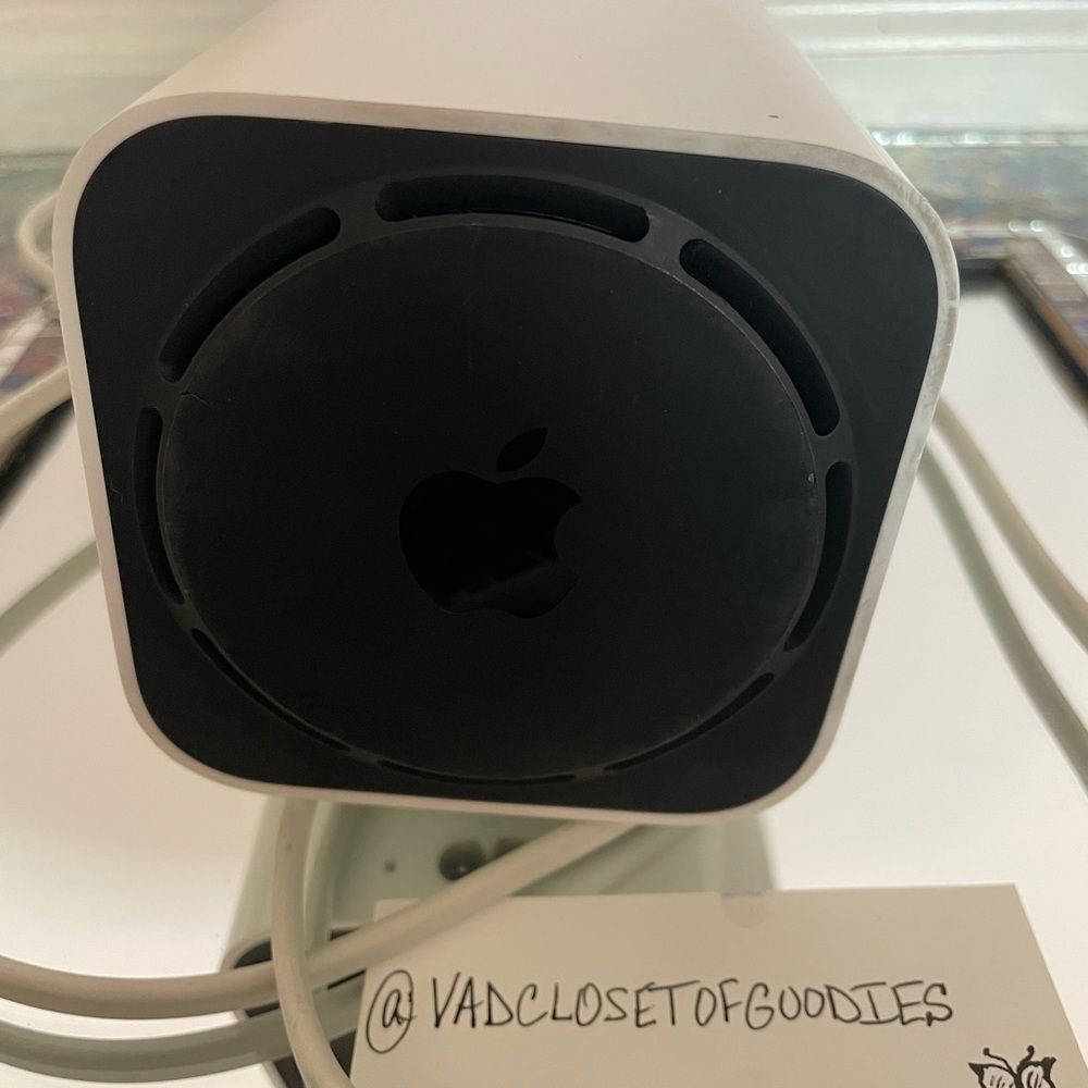 Apple AirPort Extreme Router - Picture 3 of 8